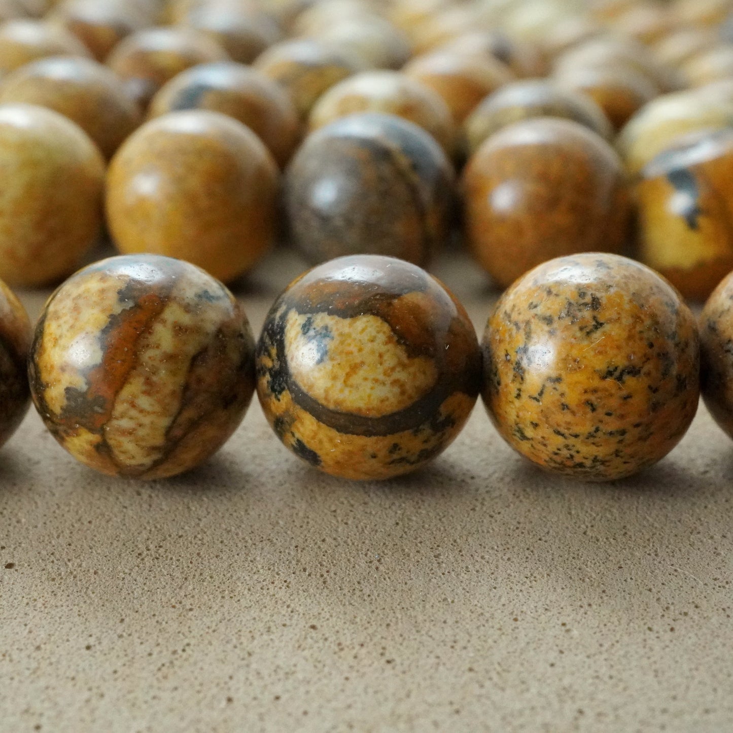 Picture Jasper (Round)(Smooth)(4mm)(6mm)(8mm)(10mm)(12mm)(16"Strand)