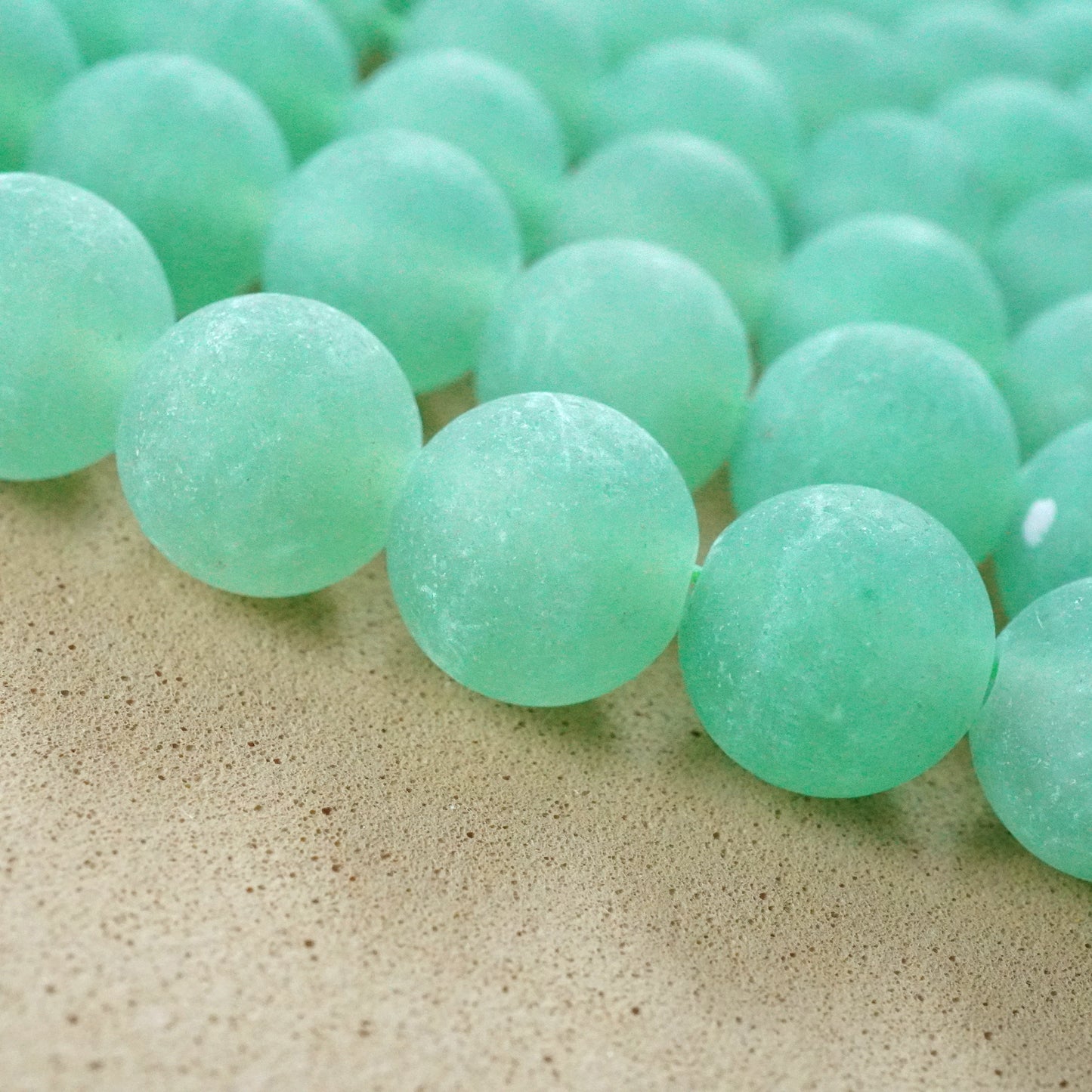 Green Aventurine (Round)(Matte)(4mm)(6mm)(8mm)(10mm)(12mm)(16"Strand)