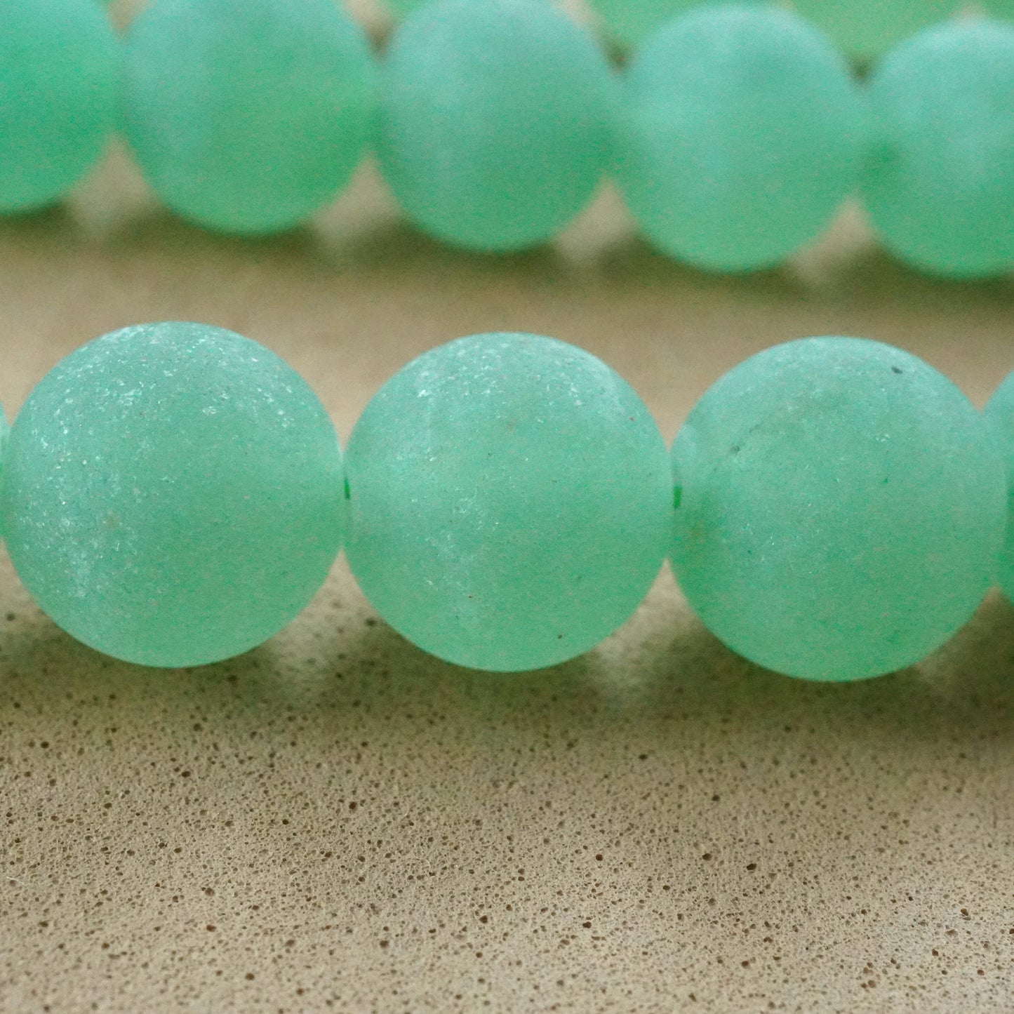 Green Aventurine (Round)(Matte)(4mm)(6mm)(8mm)(10mm)(12mm)(16"Strand)