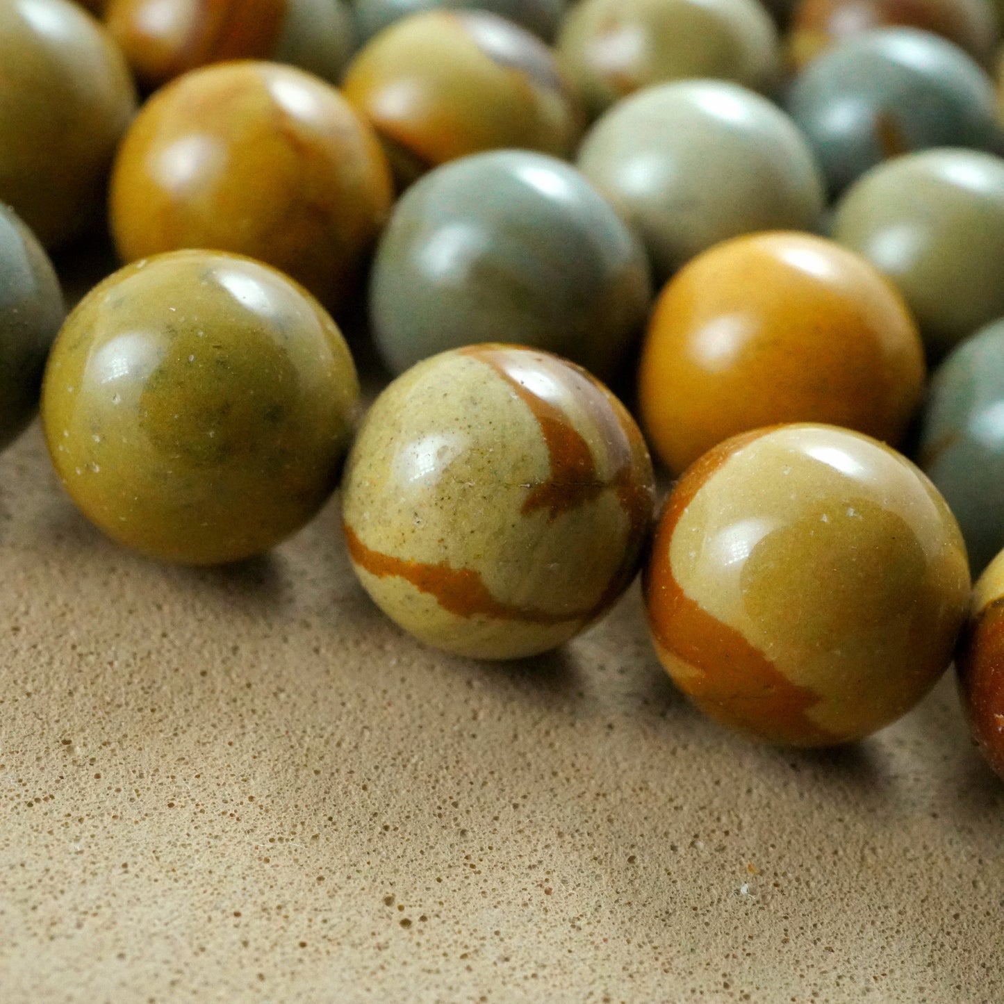 Wild Horse Jasper (Round)(Smooth)(6mm)(8mm)(10mm)(16"Strand)