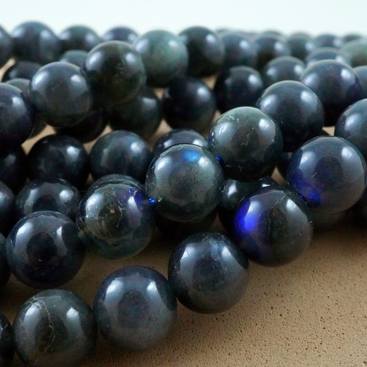 Labradorite (Dark)(Round)(Smooth)(6mm)(8mm)(10mm)(16"Strand)