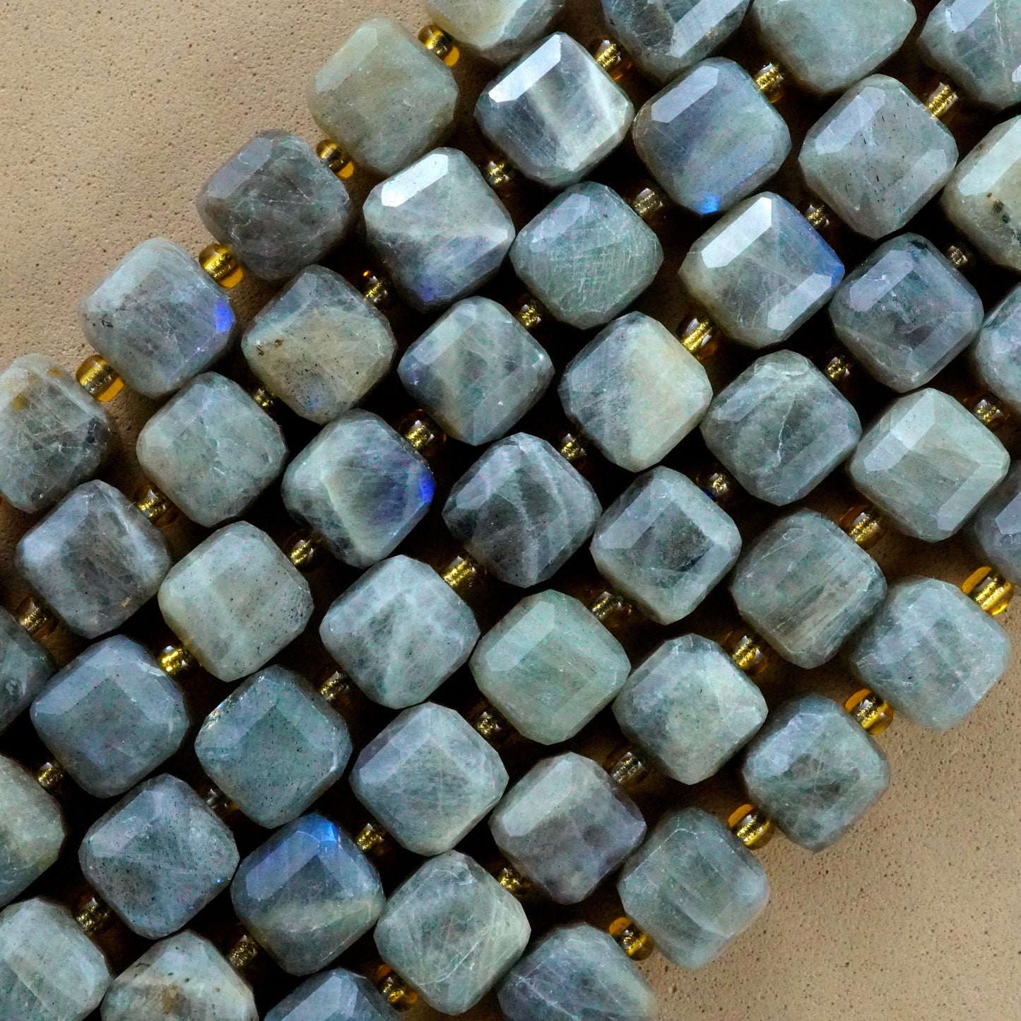 Labradorite (Cube)(Faceted)(8mm)(15"Strand)