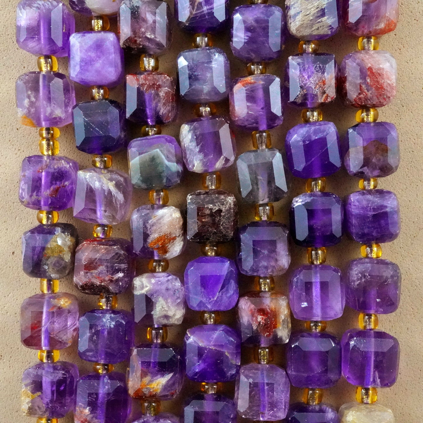 Super 7 (Cube)(Faceted)(8mm)(15"Strand)