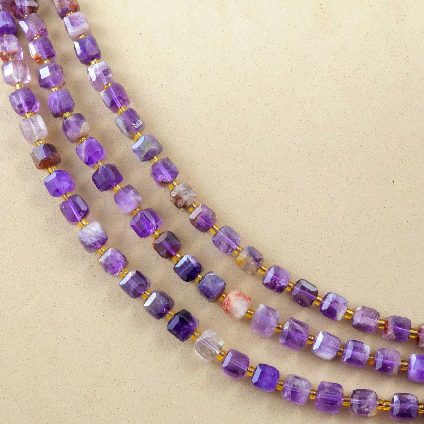 Super 7 (Cube)(Faceted)(8mm)(15"Strand)