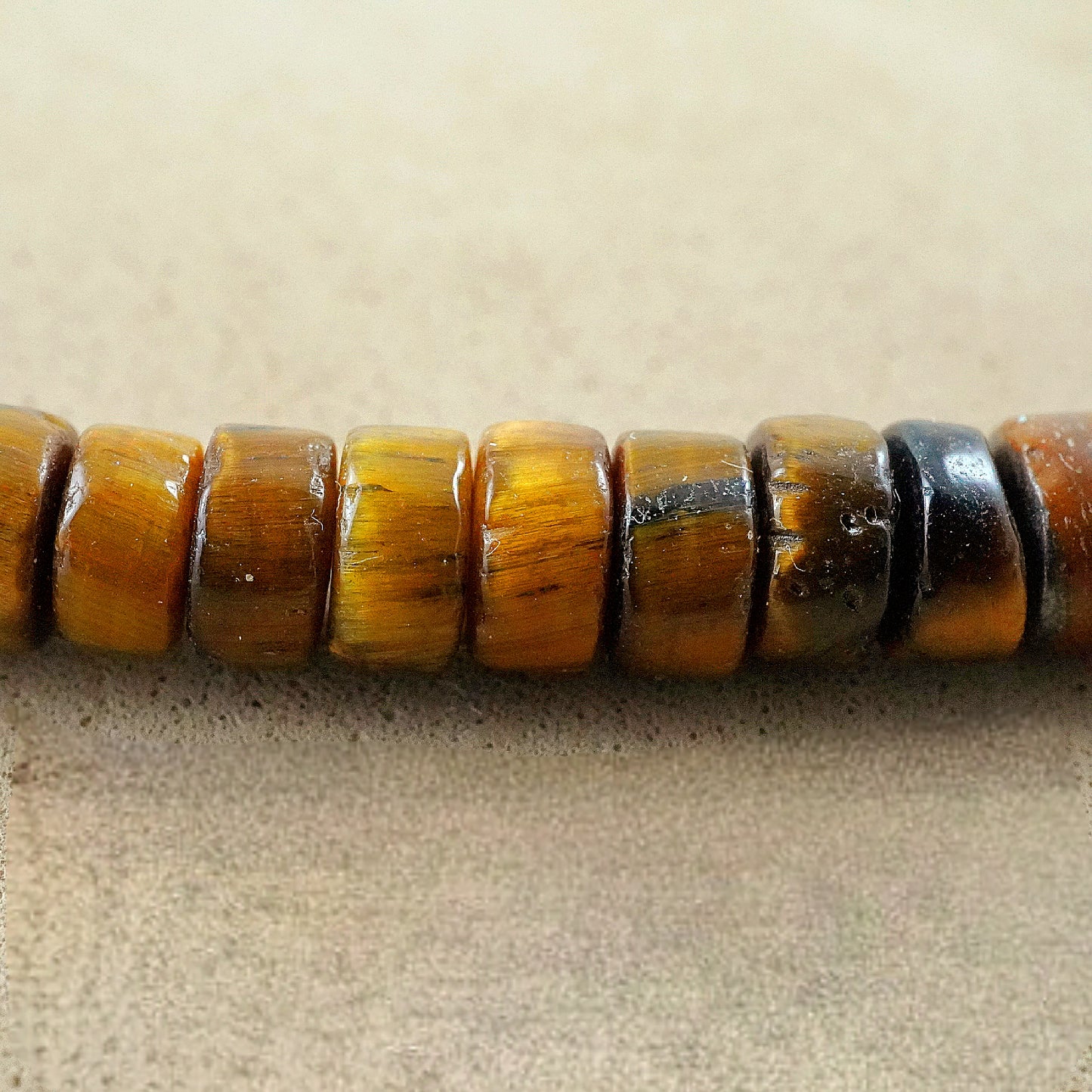 Tiger Eye (Heishe)(Smooth)(4mm)(15"Strand)