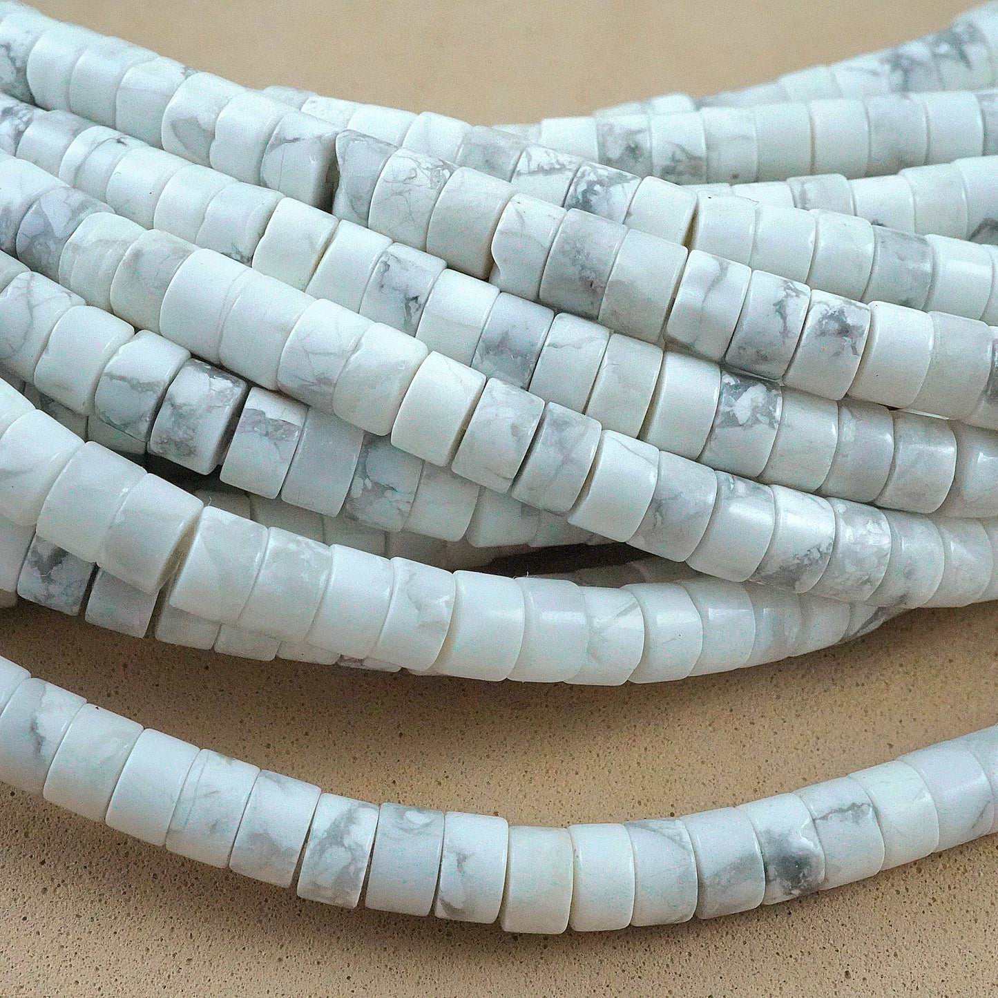 Howlite (Heishe)(Smooth)(4mm)(15"Strand)