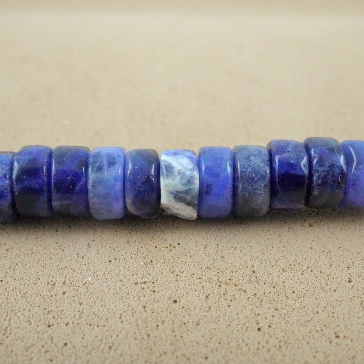 Sodalite (Heishe)(Smooth)(4mm)(15"Strand)