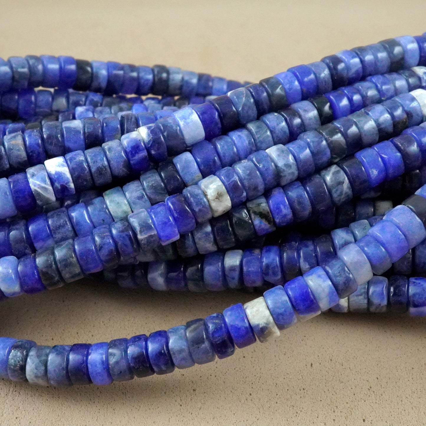 Sodalite (Heishe)(Smooth)(4mm)(15"Strand)