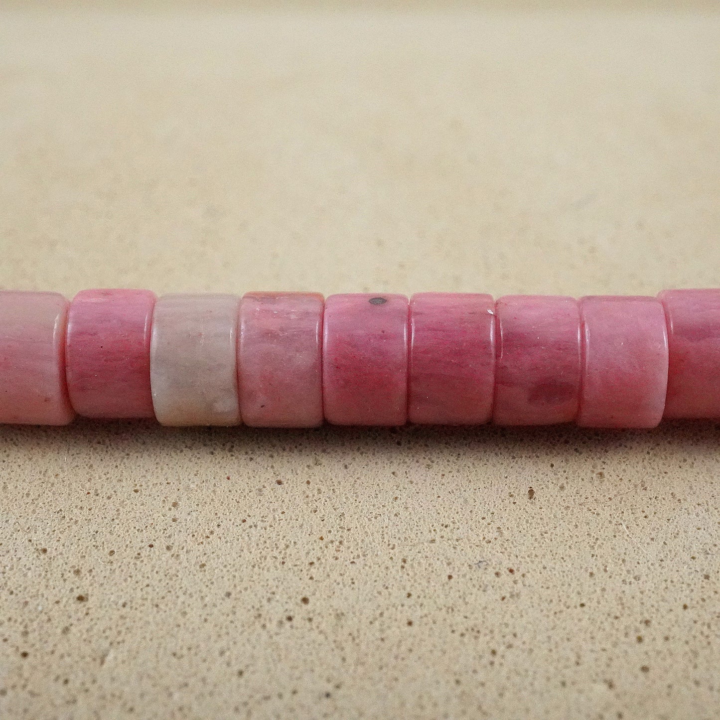 Thulite (Heishe)(Smooth)(4mm)(15"Strand)