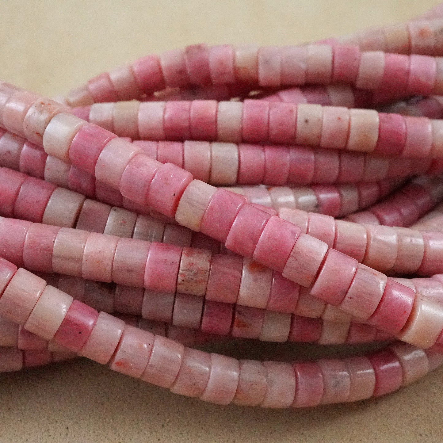 Thulite (Heishe)(Smooth)(4mm)(15"Strand)