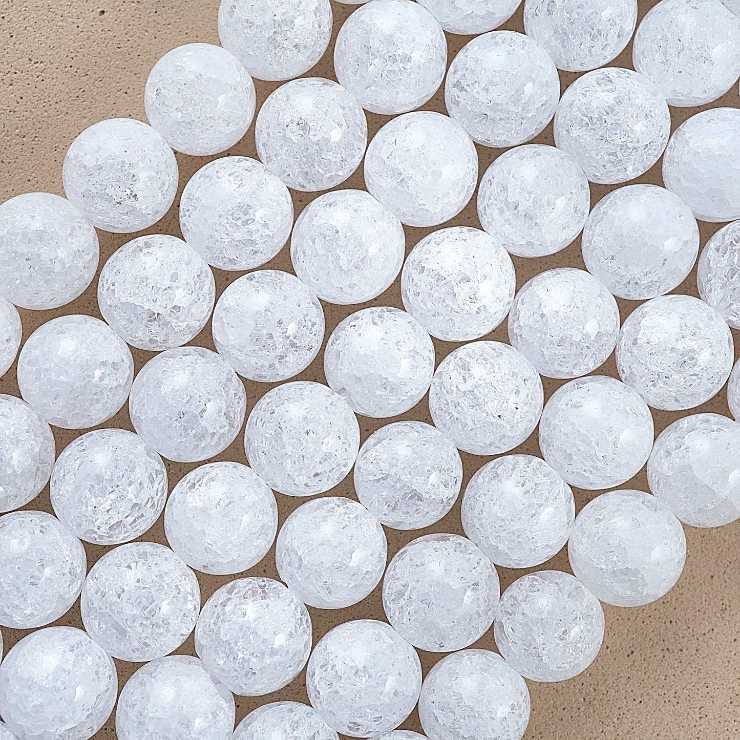 Crackle Quartz (Round)(Smooth)(6mm)(8mm)(10mm)(16"Strand)