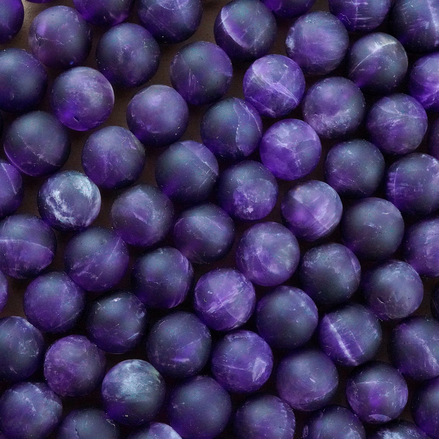 Amethyst (Round)(Matte)(4mm)(6mm)(8mm)(10mm)(12mm)(16"Strand)