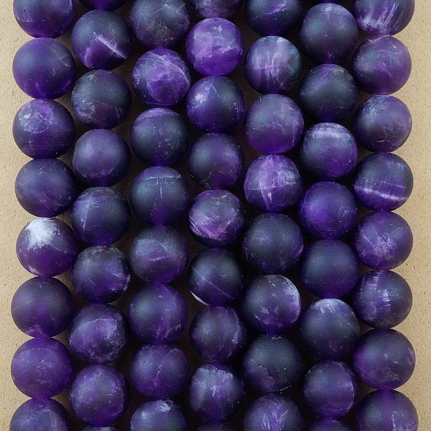 Amethyst (Round)(Matte)(4mm)(6mm)(8mm)(10mm)(12mm)(16"Strand)