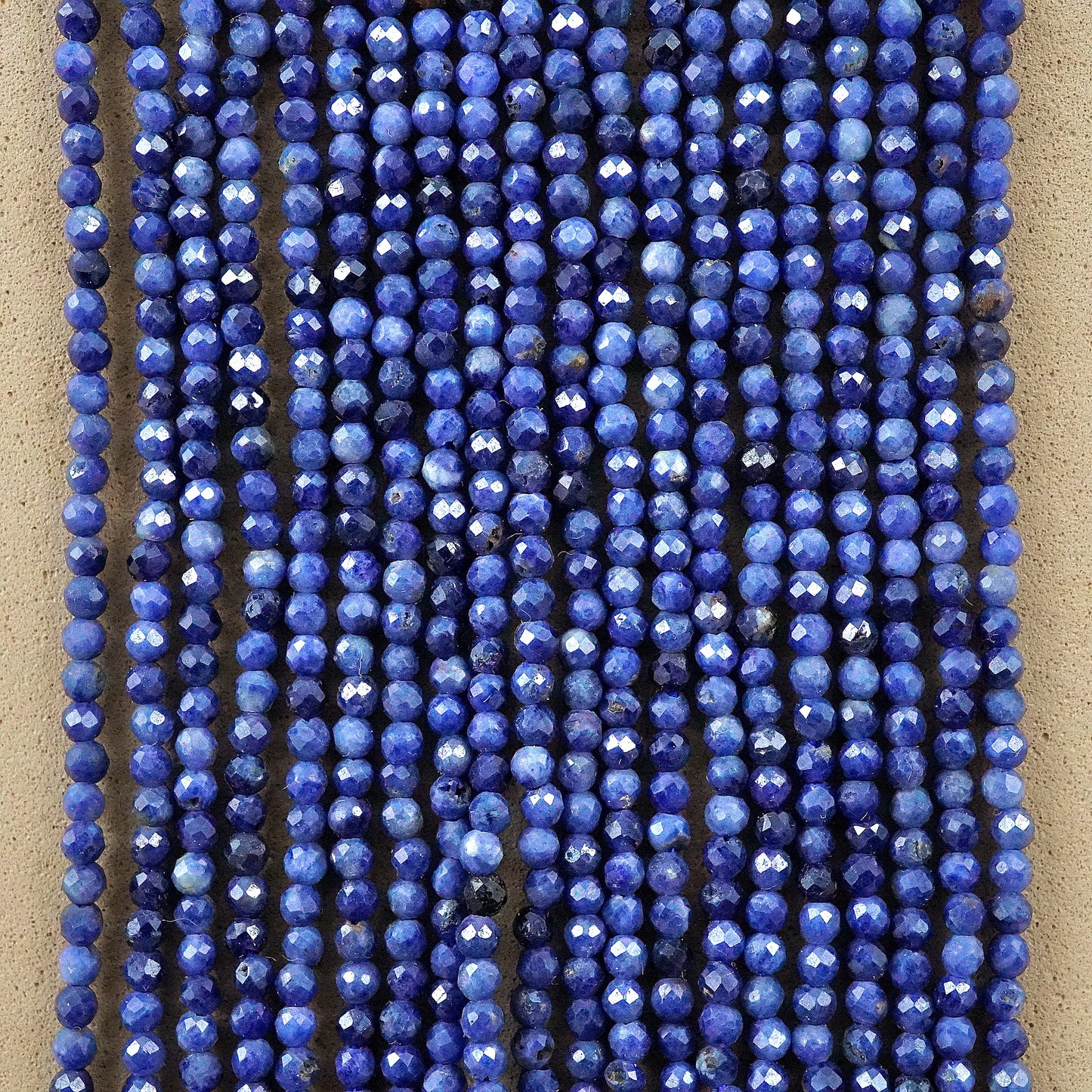 Sapphire (Round)(Micro)(Faceted)(2mm)(15"Strand)