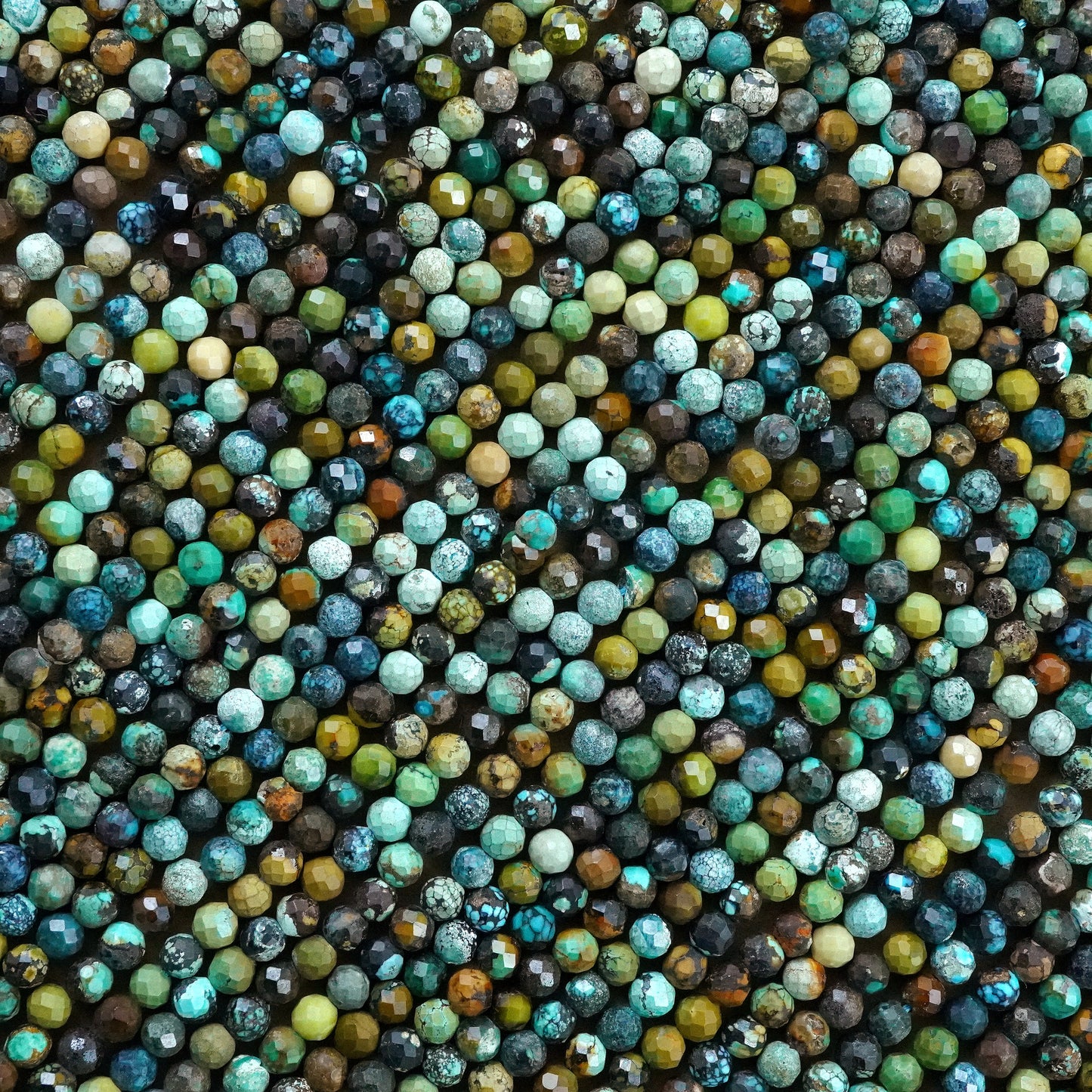 Turquoise (Round)(Micro)(Faceted)(Mix Grade)(2.5mm)(4mm)(15"Strand)