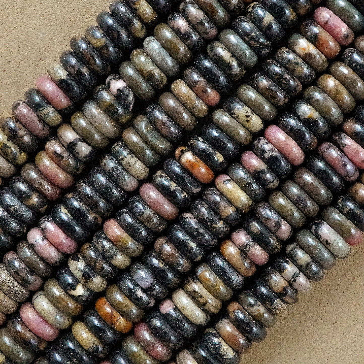 Rhodonite (Rondelle)(Smooth)(6mmx2mm)(15.5"Strand)