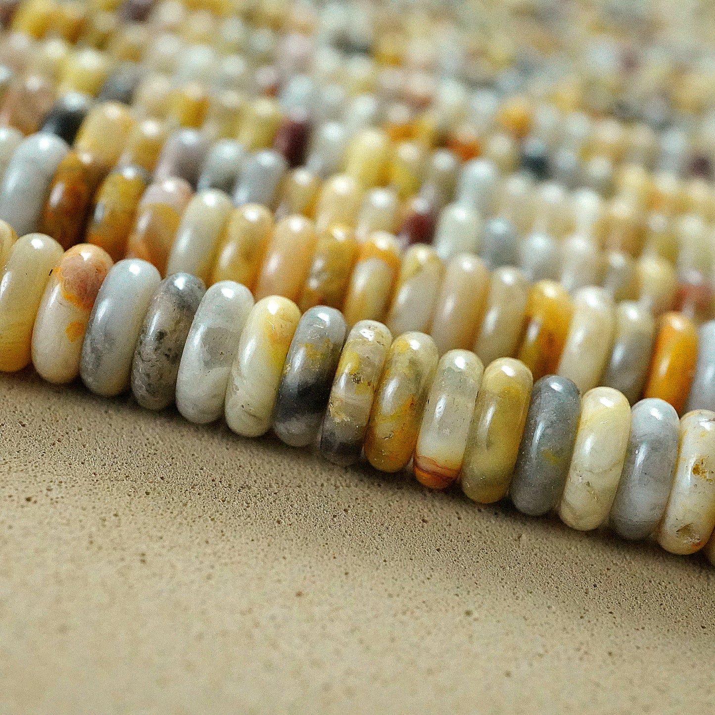 Crazy Lace Agate (Rondelle)(Smooth)(6mmx2mm)(15.5"Strand)