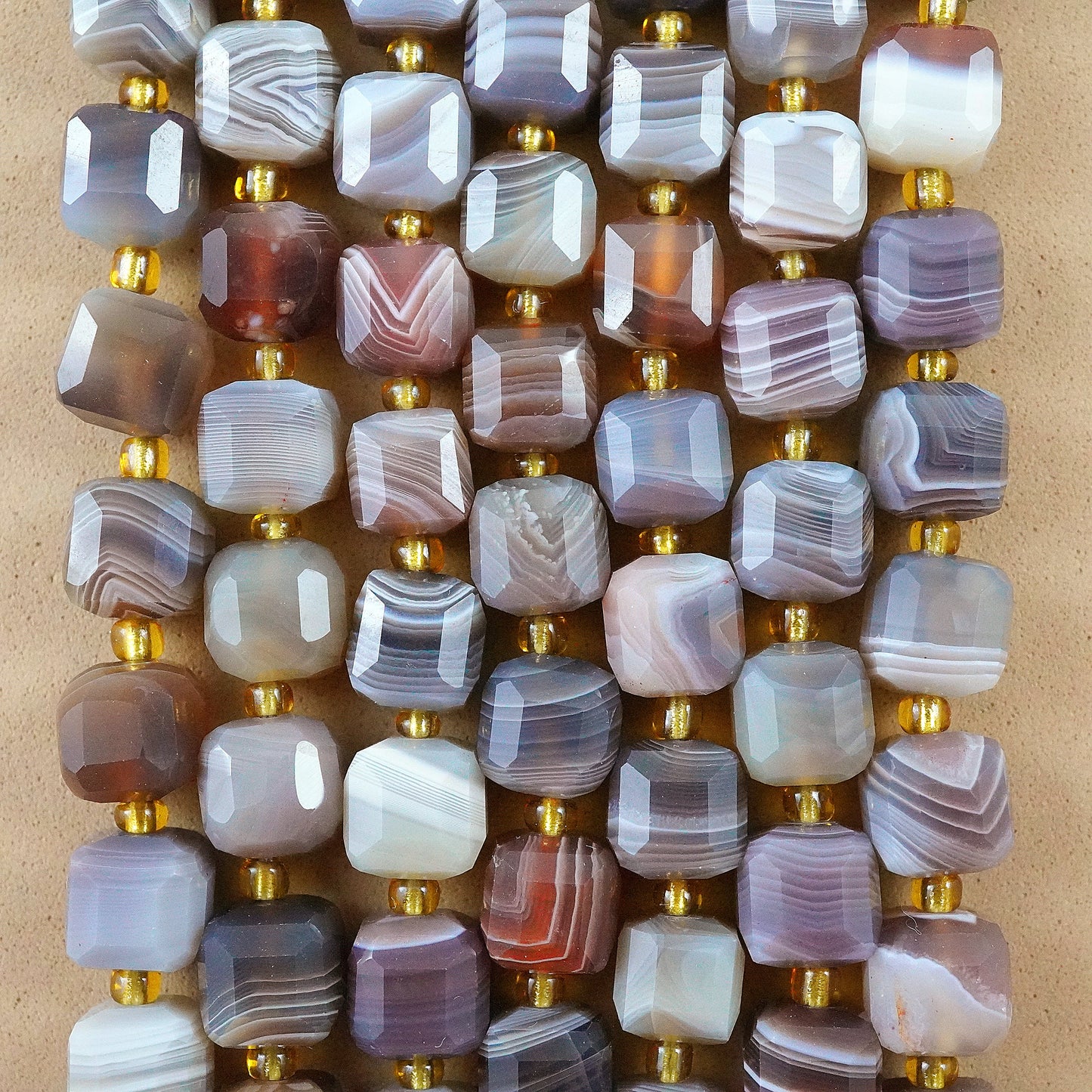 Botswana Agate (Cube)(Faceted)(8mm)(15"Strand)