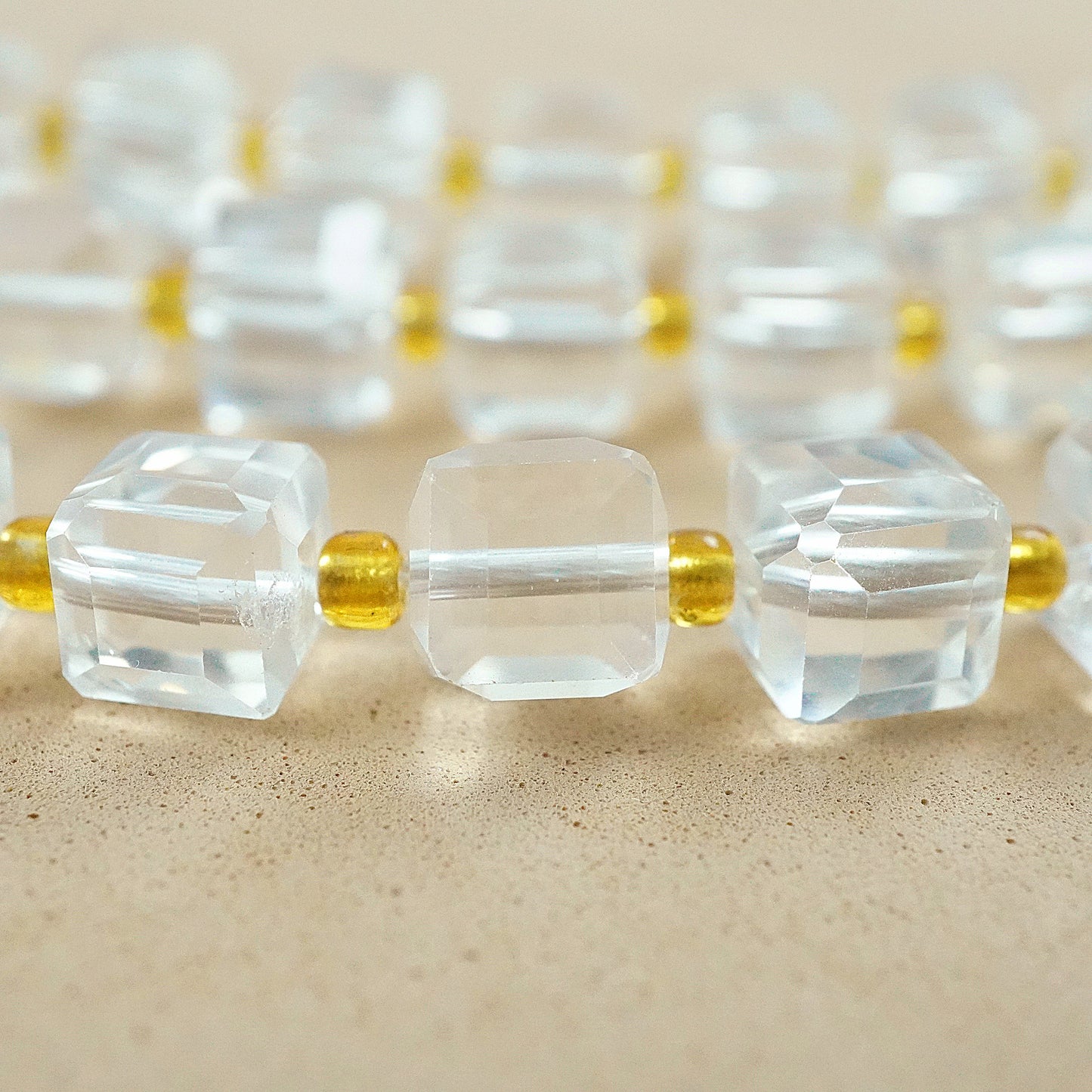 Quartz (Cube)(Faceted)(8mm)(15"Strand)