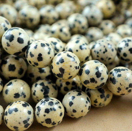 Dalmatian Jasper (Round)(Smooth)(4mm)(6mm)(8mm)(10mm)(12mm)(16"Strand)