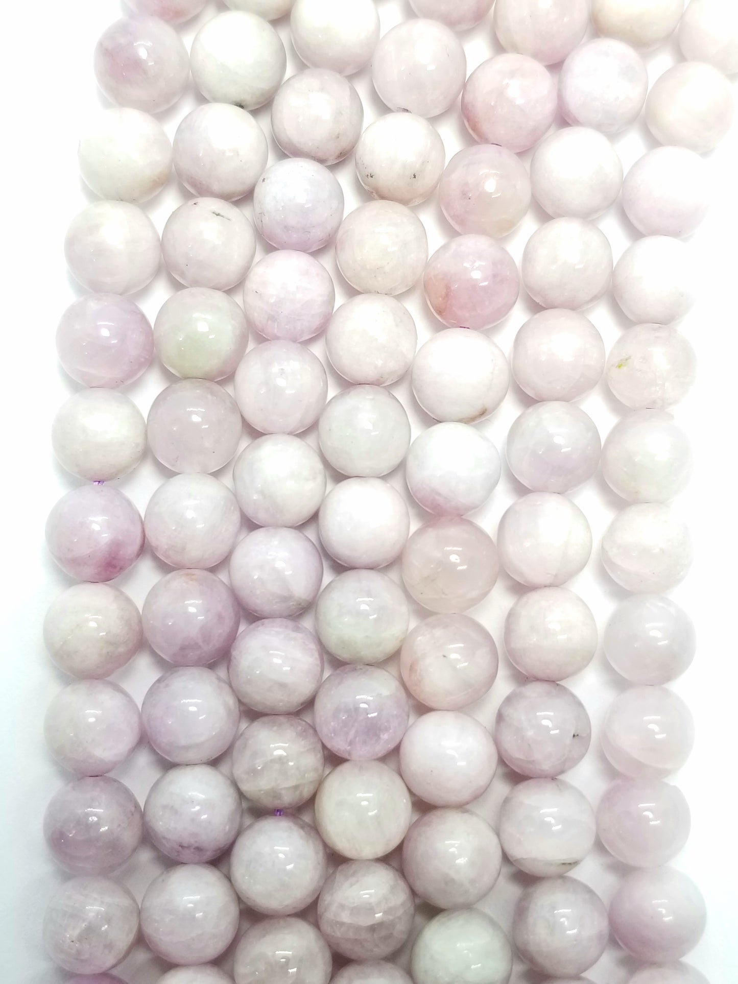 Kunzite (Round)(Smooth)(16"Strand)