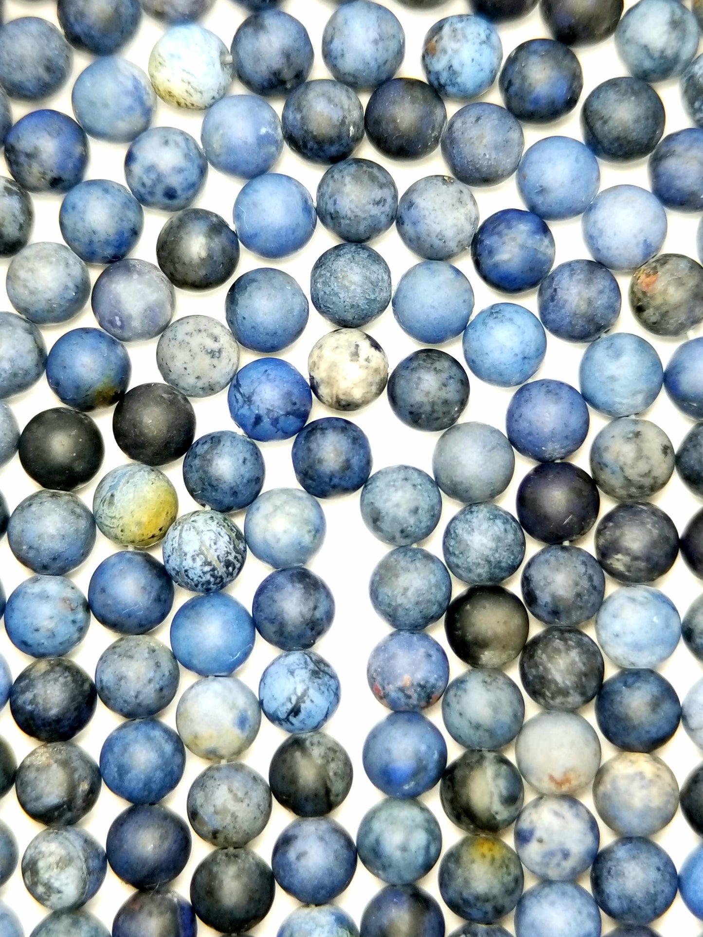 Dumortierite (Round)(Matte)(16"Strand)