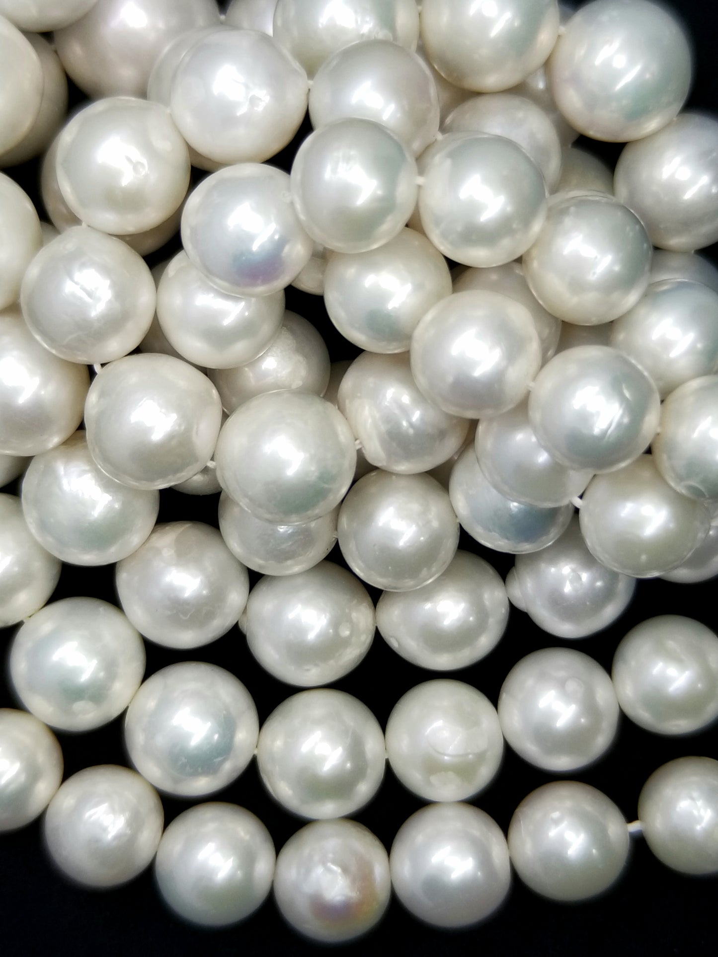 Round Pearls (Fresh Water)(White)(11-14mm)(16"Strand)