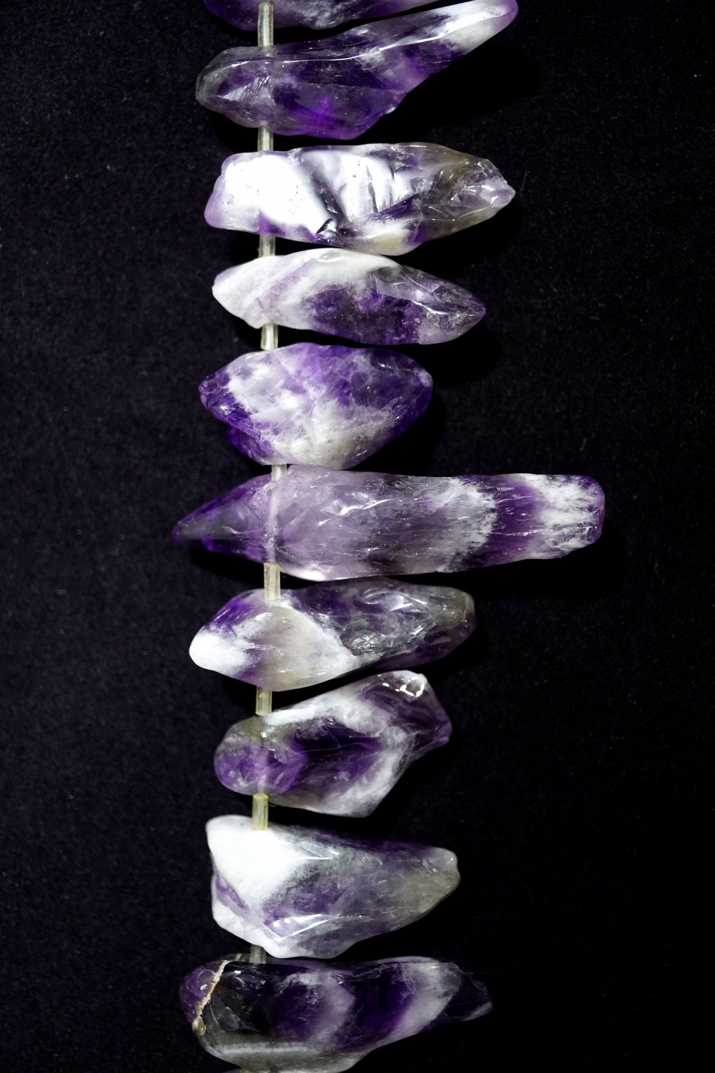 Chevron Amethyst Points (Free Form)(Points)(16"Strand)