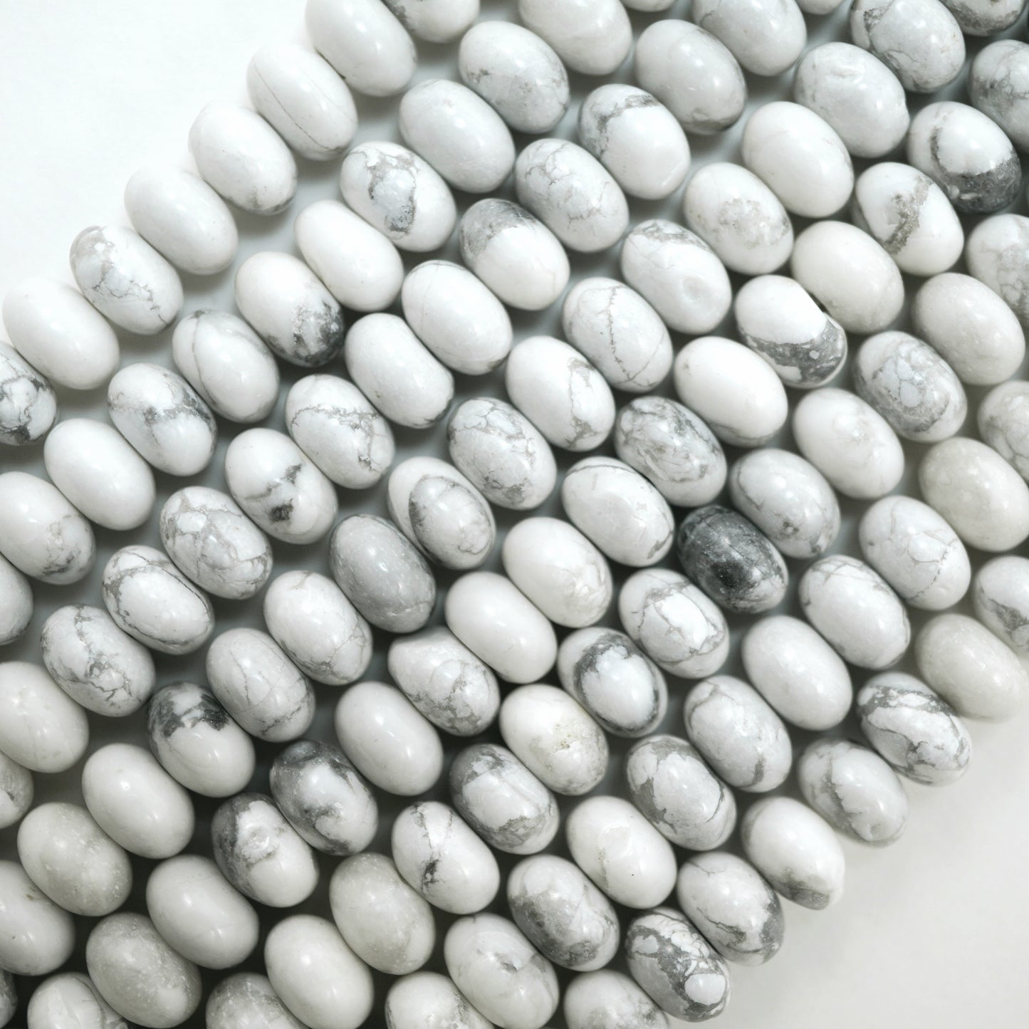 Howlite (Rondelle)(Smooth)(6mm)(8mm)(16"Strand)