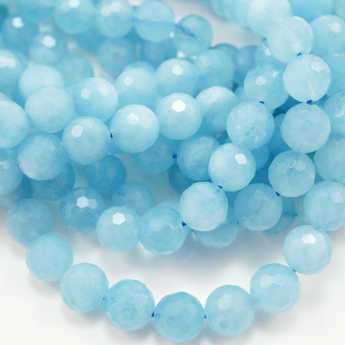 Aquamarine (Round)(Faceted)(6mm)(8mm)(16"Strand)