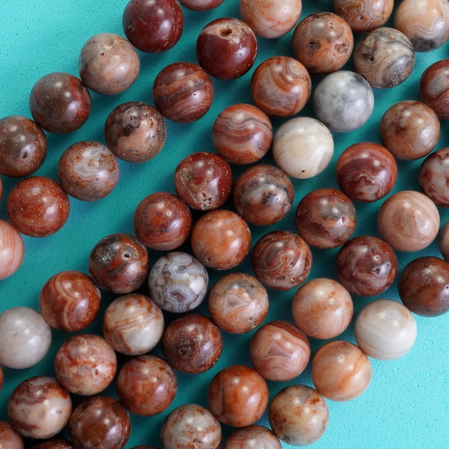 Red Lace Agate (Round)(Smooth)(6mm)(8mm)(10mm)(16"Strand)