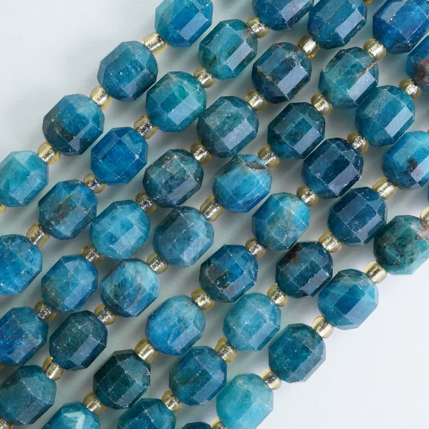 Blue Apatite (Barrel)(Faceted)(8x7mm)(16"Strand)