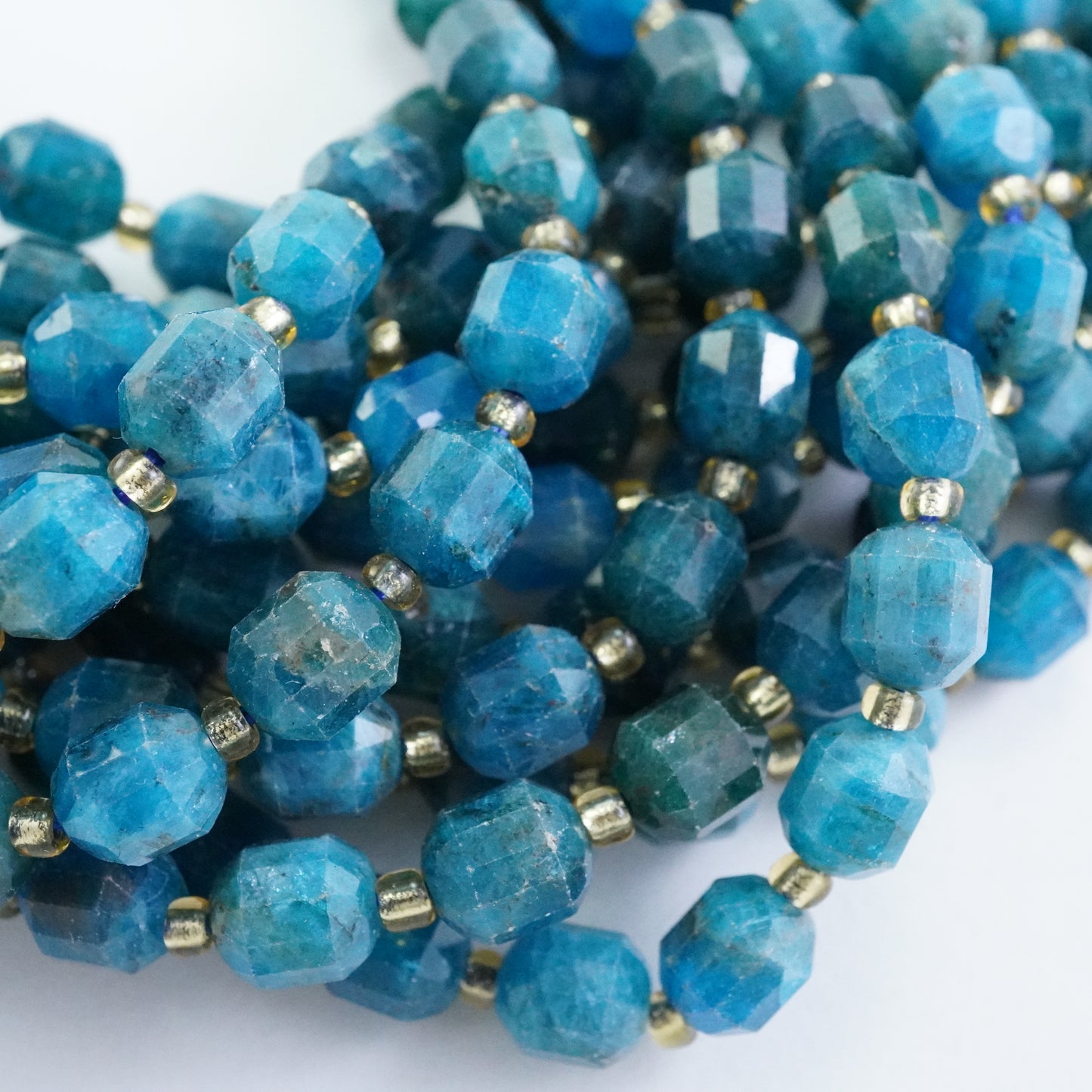 Blue Apatite (Barrel)(Faceted)(8x7mm)(16"Strand)