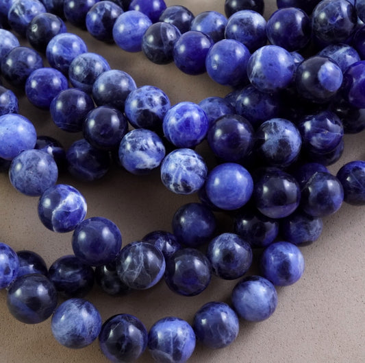 Sodalite (Round)(Smooth)(4mm)(6mm)(8mm)(10mm)(12mm)(16"Strand)