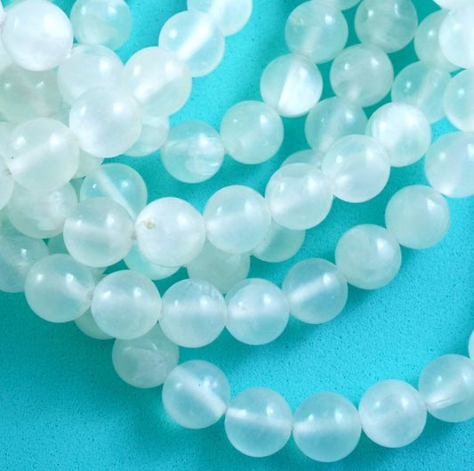 Selenite (Round)(Smooth)(6mm)(8mm)(10mm)(16"Strand)