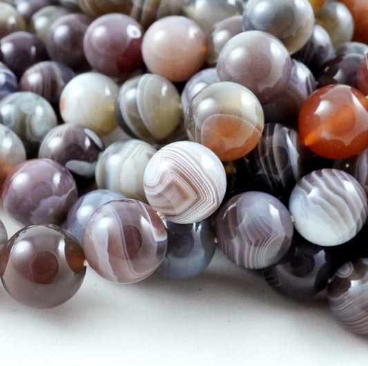 Botswana Agate (Round)(Smooth)(4mm)(6mm)(8mm)(10mm)(12mm)(16"Strand)