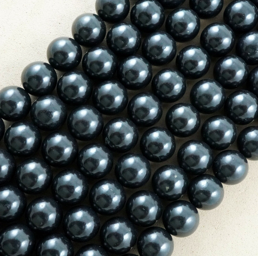 Shungite (Round)(Smooth)(6mm)(8mm)(10mm)(12mm)(16"Strand)