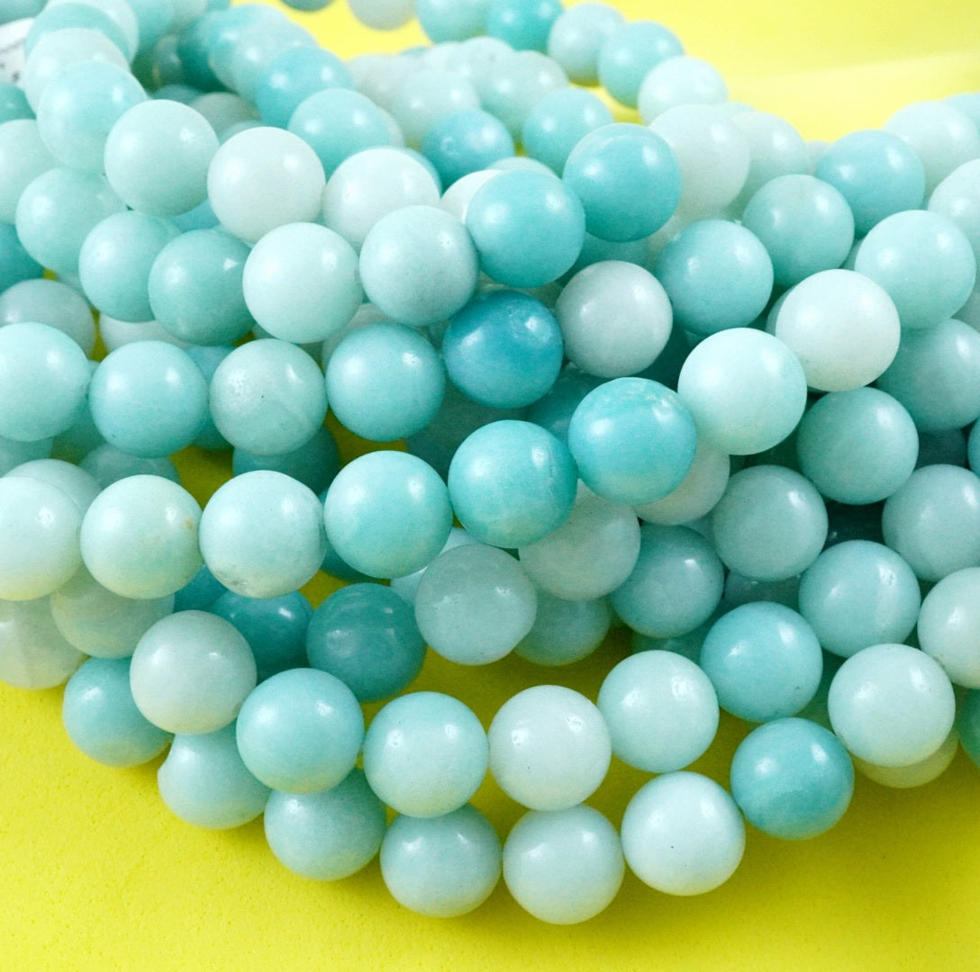 Amazonite (Round)(Smooth)(4mm)(6mm)(8mm)(10mm)(12mm)(16"Strand)