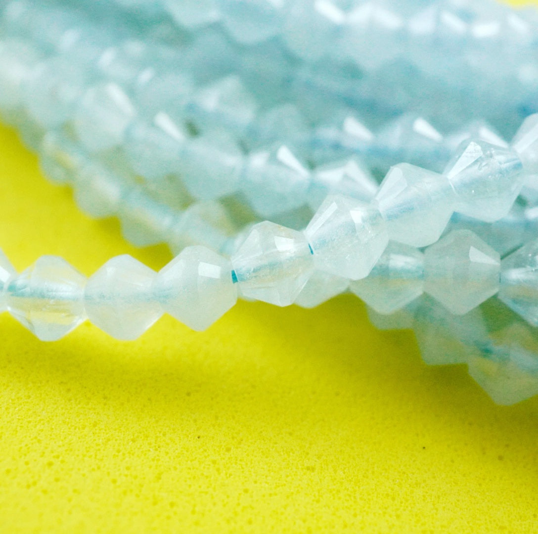 Aquamarine (Bicone)(Micro)(Faceted)(4mm)(15.5"Strand)