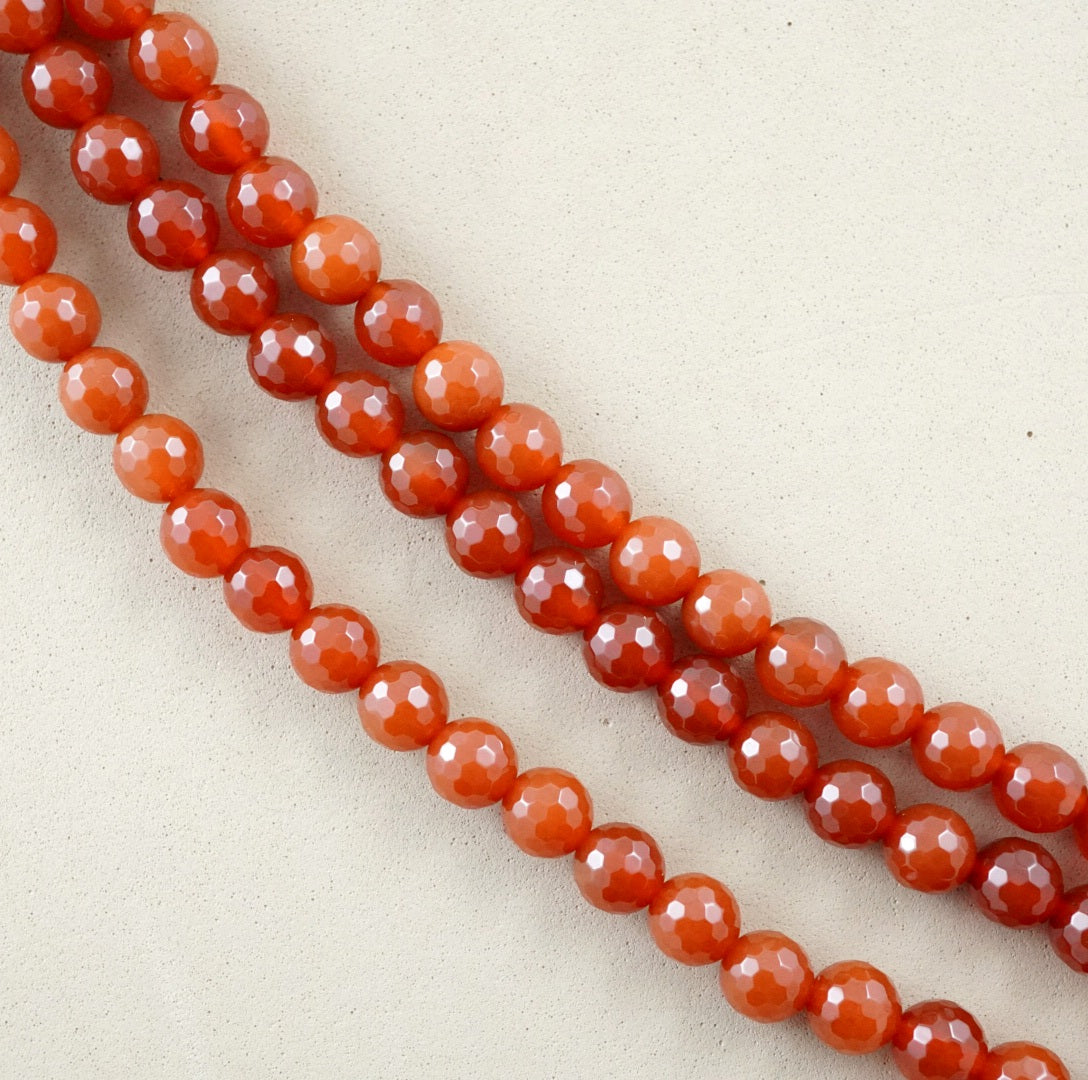 Carnelian (Round)(Faceted)(4mm)(6mm)(8mm)(10mm)(16"Strand)