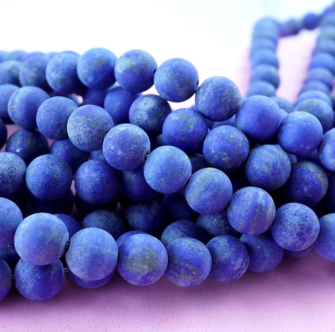 Lapis Lazuli (Round)(Matte)(4mm)(6mm)(8mm)(10mm)(16"Strand)