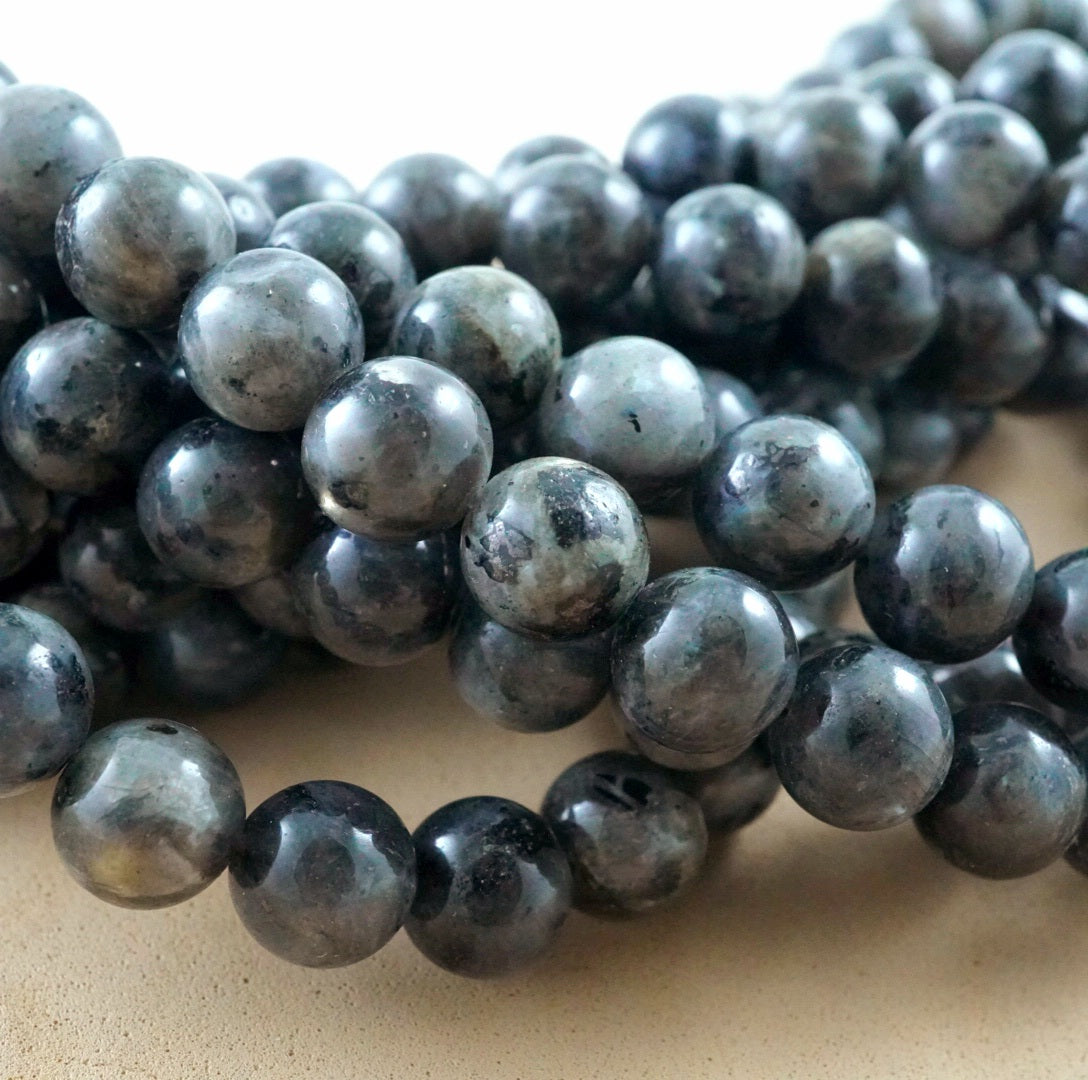 Larvikite (Round)(Smooth)(4mm)(6mm)(8mm)(10mm)(16"Strand)