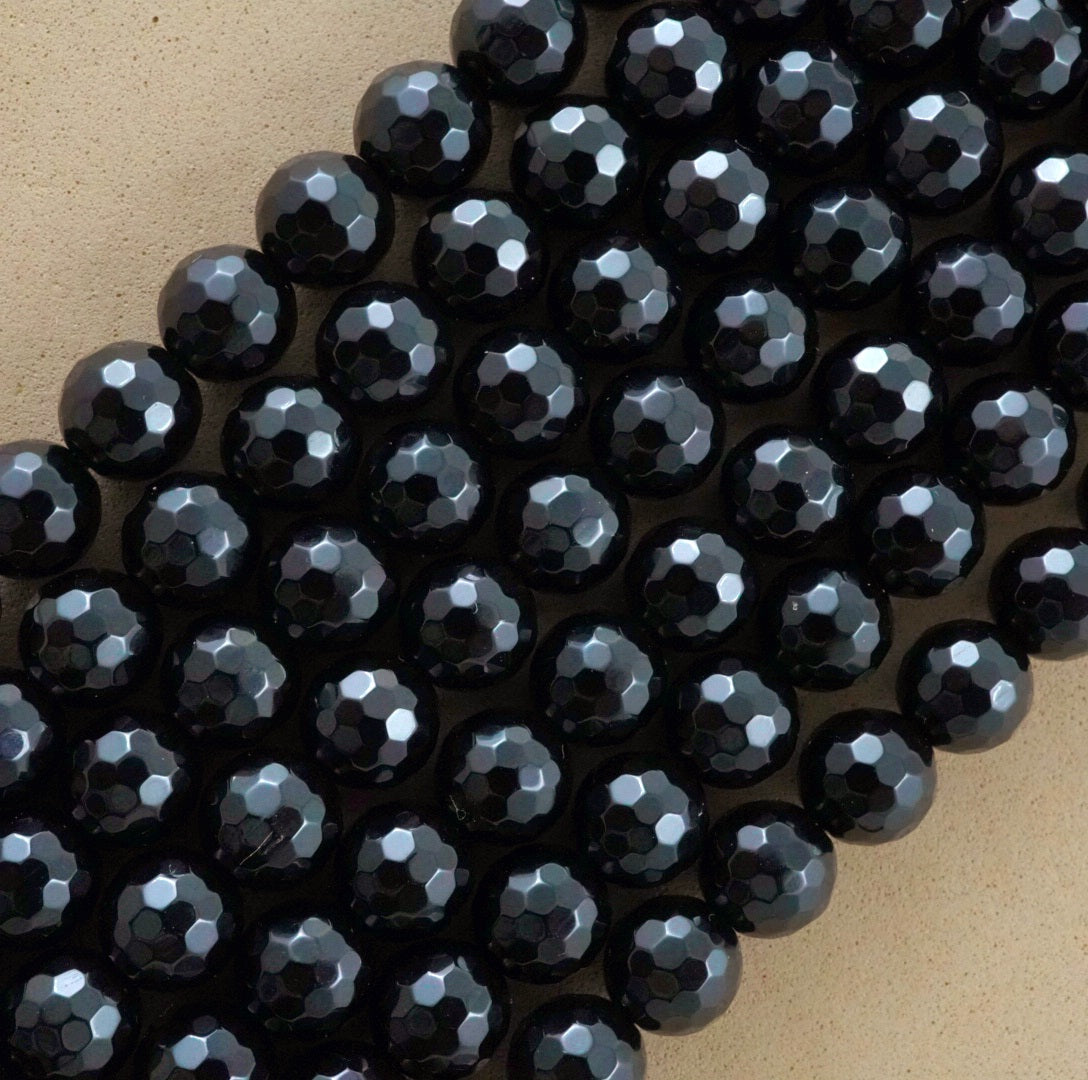 Black Onyx (Round)(Faceted)(4mm)(6mm)(8mm)(10mm)(12mm)(16"Strand)