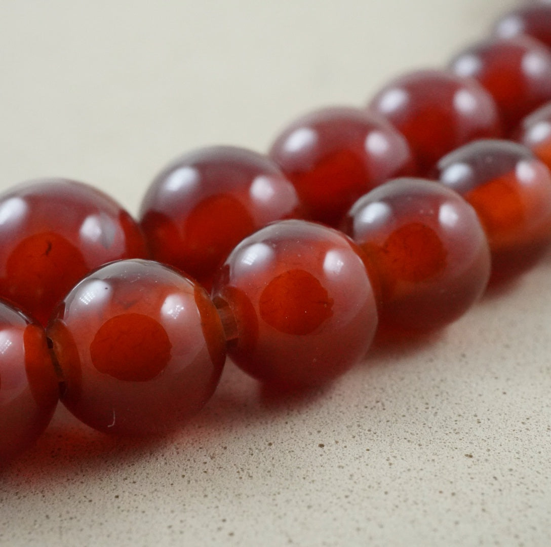 Carnelian (Large Hole)(Round)(Smooth)(8mm)(10mm)(8"Strand)