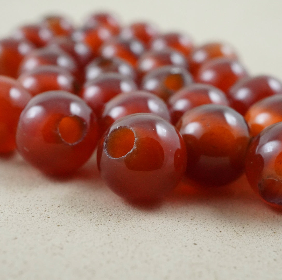 Carnelian (Large Hole)(Round)(Smooth)(8mm)(10mm)(8"Strand)