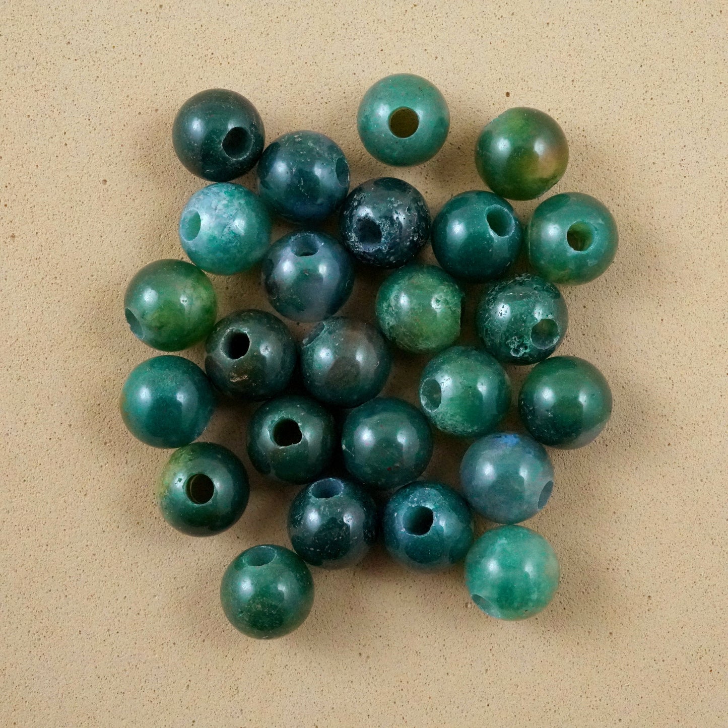 Moss Agate (Large Hole)(Round)(Smooth)(8mm)(10mm)(8"Strand)