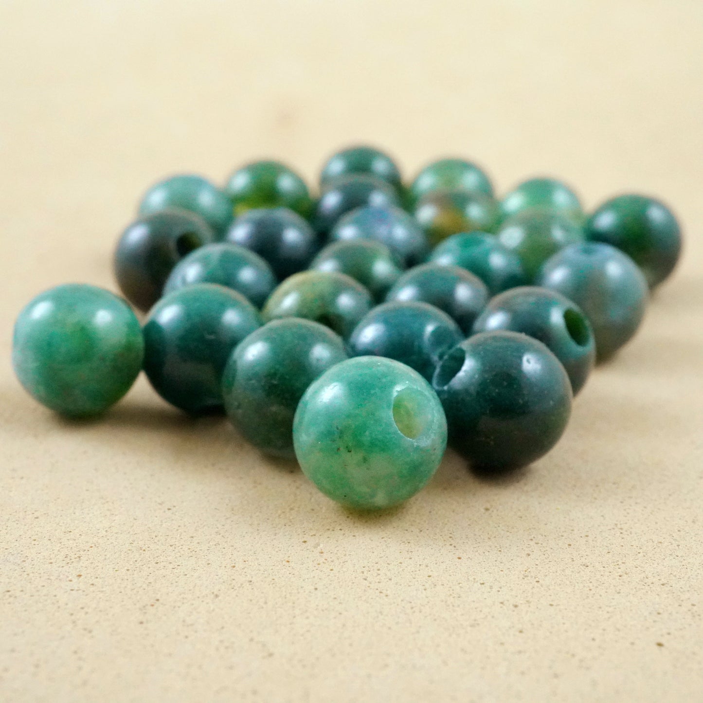 Moss Agate (Large Hole)(Round)(Smooth)(8mm)(10mm)(8"Strand)