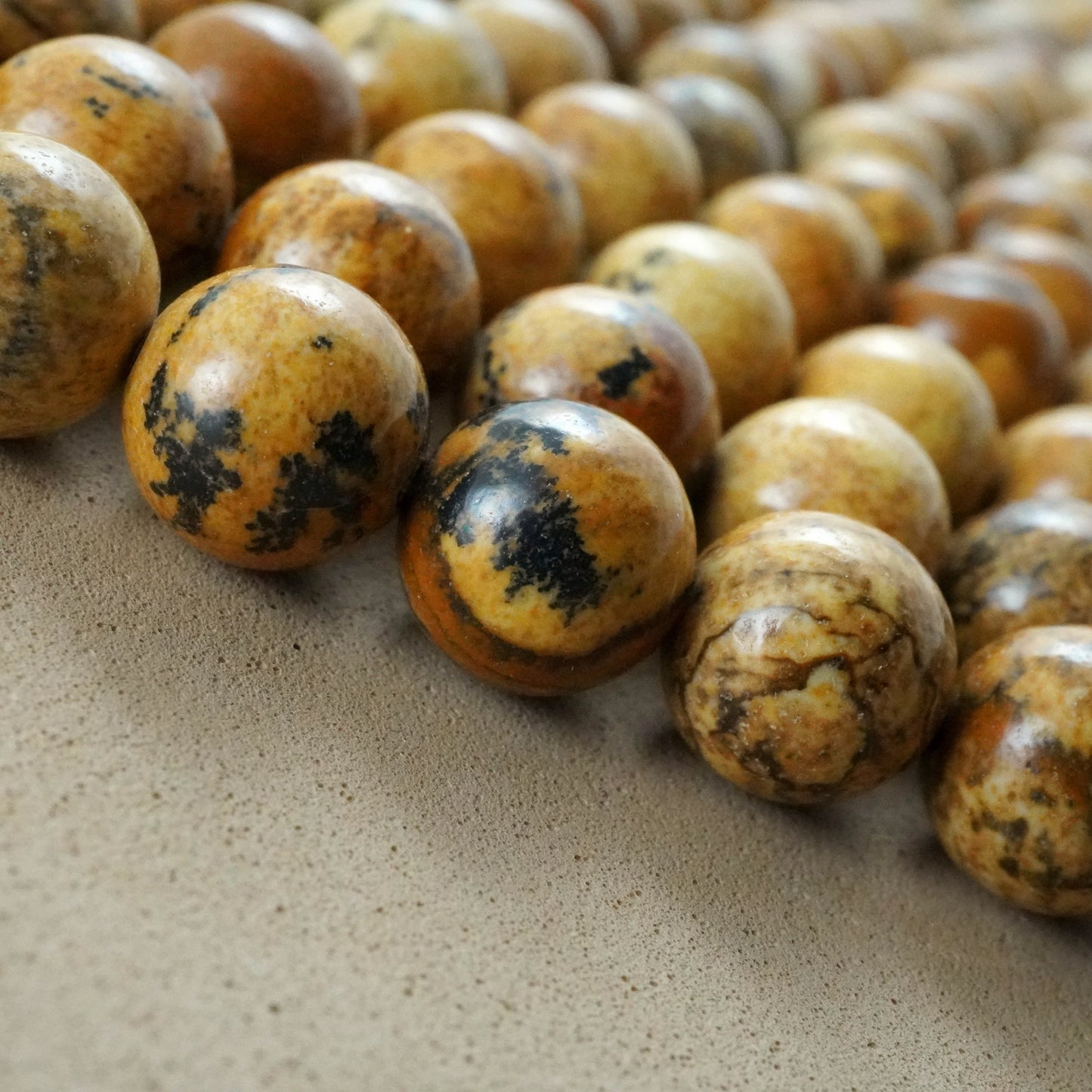 Picture Jasper (Round)(Smooth)(4mm)(6mm)(8mm)(10mm)(12mm)(16"Strand)