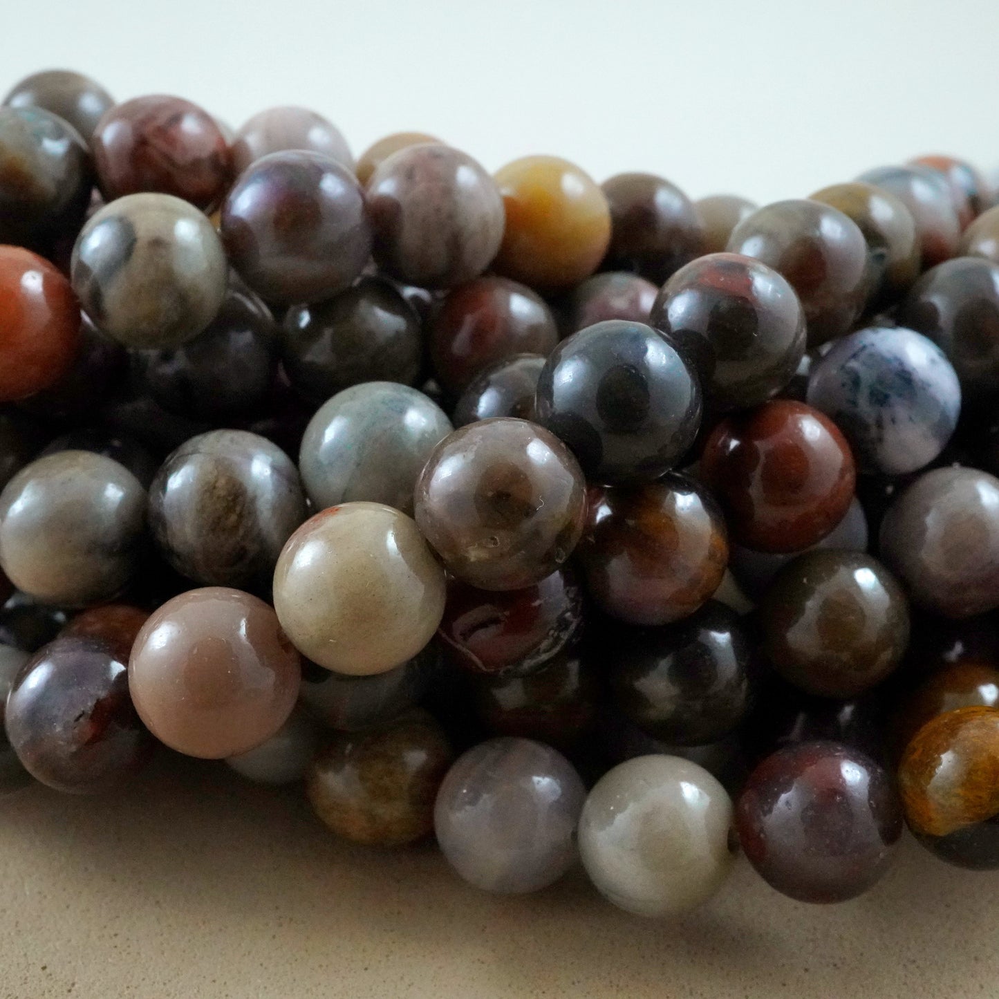 Petrified Wood (Round)(Smooth)(4mm)(6mm)(8mm)(10mm)(12mm)(16"Strand)