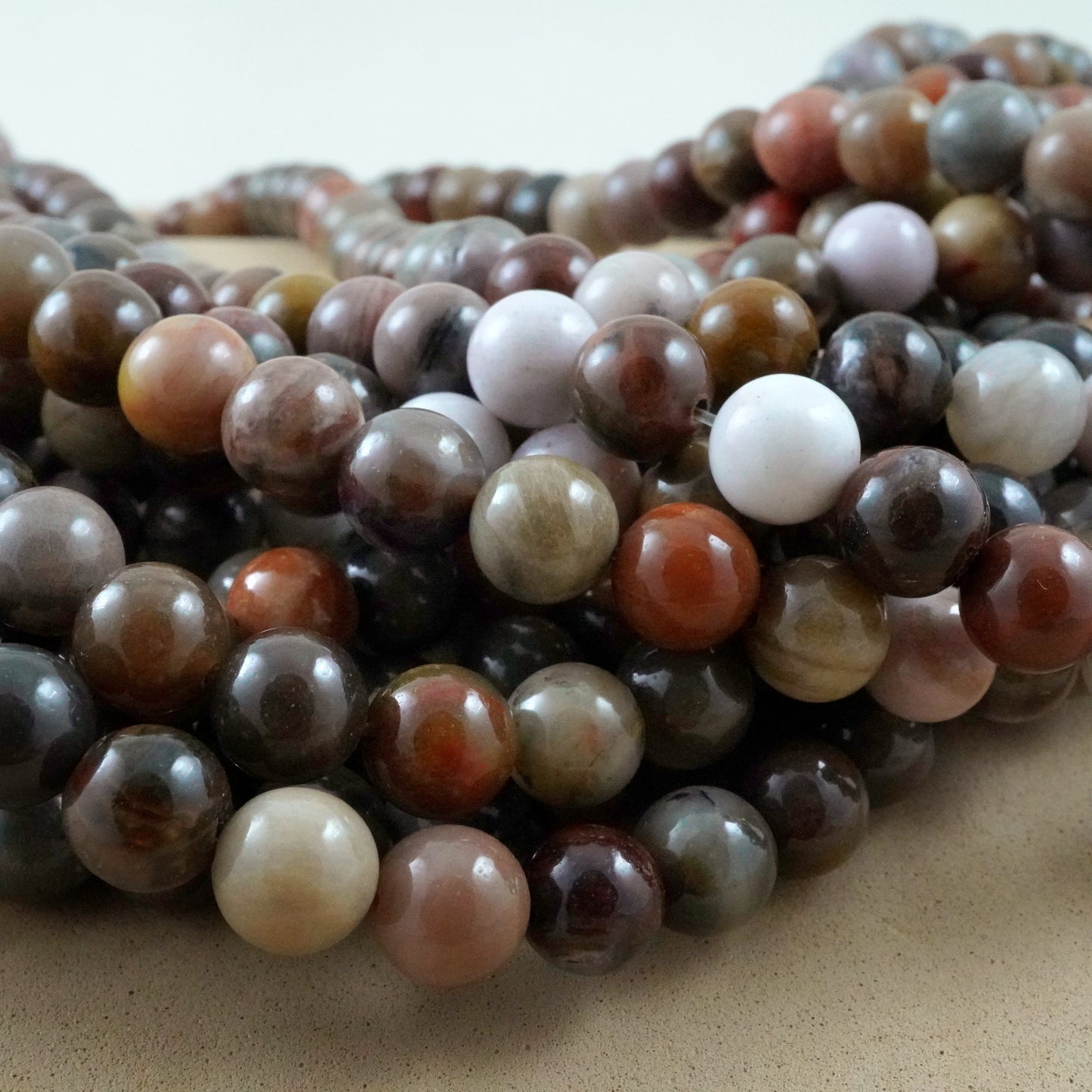 Petrified Wood (Round)(Smooth)(4mm)(6mm)(8mm)(10mm)(12mm)(16"Strand)